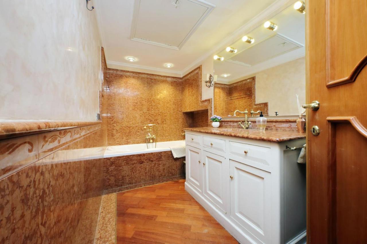 4Bnb - Luxury Trevi Apartment W Terrace Roma Esterno foto