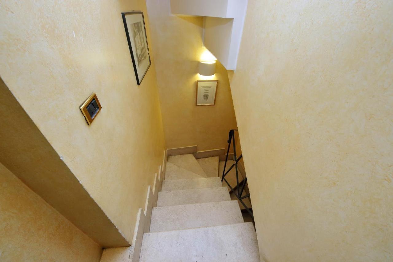 4Bnb - Luxury Trevi Apartment W Terrace Roma Esterno foto